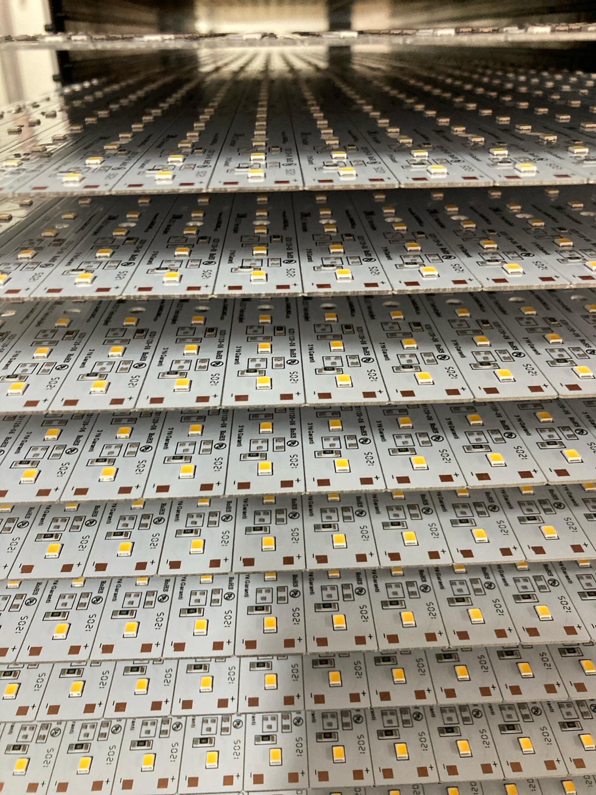 SMD dizgi hattı - elektronik kart üretimi