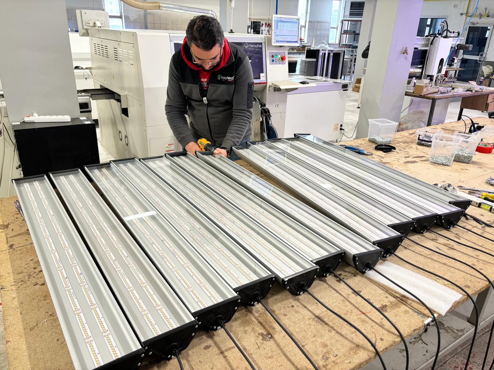Highbay üretim hattı